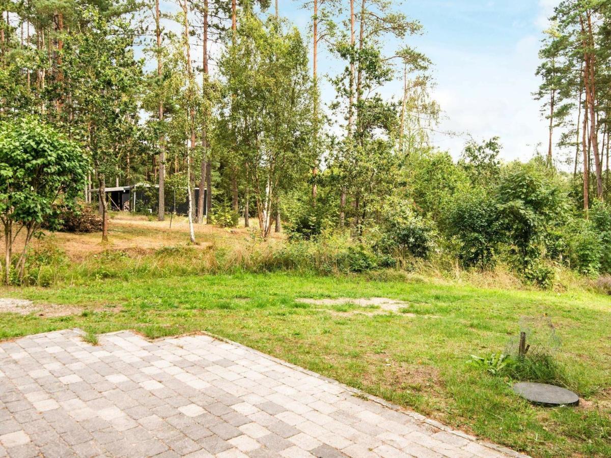 7 Person Holiday Home In Kolind Quarto foto
